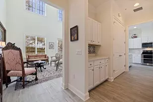 300 Newbury Pl N, Saint Petersburg, FL 33716 - Photo 8