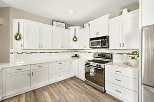 5837 Heronpark Pl, Lithia, FL 33547 - Photo 4