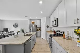 38870 Opal Willow Ln, Zephyrhills, FL 33540 - Photo 22