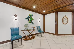 9425 Blind Pass Rd, Saint Pete Beach, FL 33706 - Photo 6