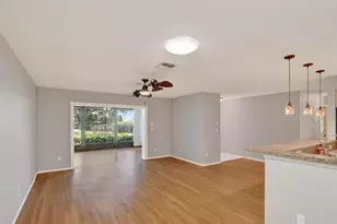 365 Durham Ct, Dunedin, FL 34698 - Photo 8