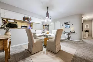 23205 Club Villas Dr, Land O Lakes, FL 34639 - Photo 12