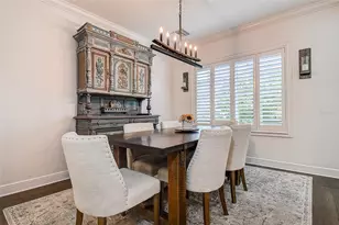 411 Regent Ln N, Saint Petersburg, FL 33701 - Photo 10