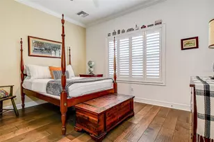 411 Regent Ln N, Saint Petersburg, FL 33701 - Photo 26