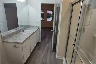 856 Kings Pine Ct, Ruskin, FL 33570 - Photo 16