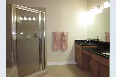 4015 Courtside Way, Tampa, FL 33618 - Photo 30