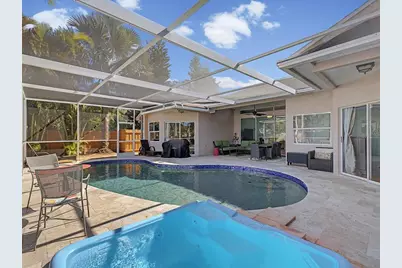 402 Village Drive, Tarpon Springs, FL 34689 - Photo 2