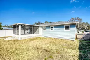 2004 Culberson Ave, Dunedin, FL 34698 - Photo 30