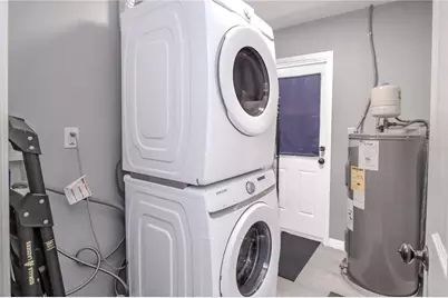 3688 58th Avenue N, Saint Petersburg, FL 33714 - Photo 10