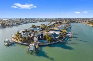 11145 4th St E, Treasure Island, FL 33706 - Photo 52