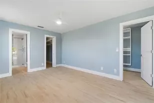 11145 4th St E, Treasure Island, FL 33706 - Photo 6