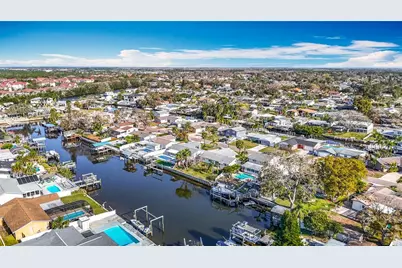 10704 Donbrese Avenue, Tampa, FL 33615 - Photo 38