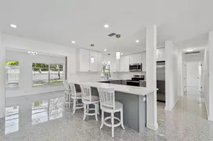 3623 S Lightner Dr, Tampa, FL 33629 - Photo 2