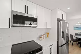 12671 115th St, Largo, FL 33778 - Photo 8