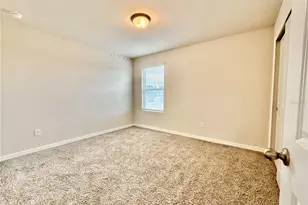 3204 Fresno Pl, Zephyrhills, FL 33541 - Photo 32