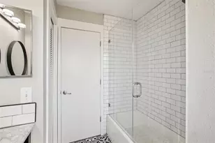 8951 Eastman Dr, Tampa, FL 33626 - Photo 34