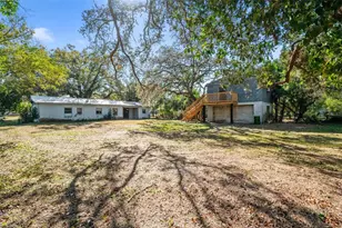 1715 W Overpar Dr, Tampa, FL 33612 - Photo 54