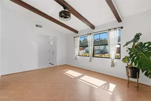 821 Pine St, Tarpon Springs, FL 34689 - Photo 6