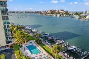 690 Island Way, Clearwater Beach, FL 33767 - Photo 36