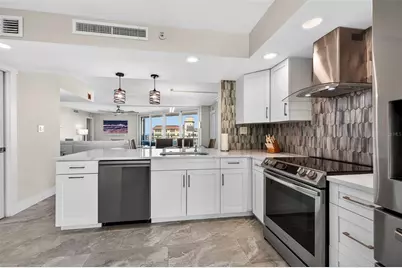 690 Island Way #1109, Clearwater Beach, FL 33767 - Photo 10