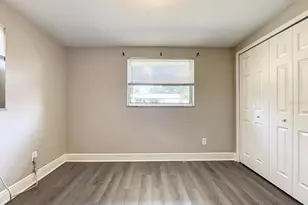 5308 23rd St, Zephyrhills, FL 33542 - Photo 16