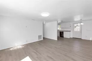 12120 71st St E, Parrish, FL 34219 - Photo 10