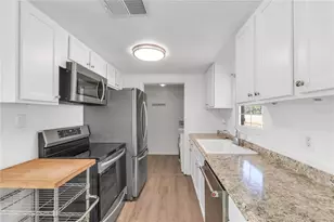 12120 71st St E, Parrish, FL 34219 - Photo 8