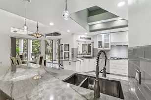 1705 Meyers Cove Dr, Tarpon Springs, FL 34689 - Photo 18