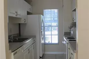 8713 N Tangerine Pl, Tampa, FL 33617 - Photo 4