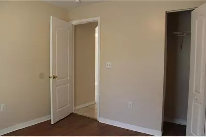 8713 N Tangerine Place, Tampa, FL 33617 - Photo 8