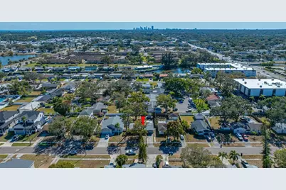 218 80th Avenue N, Saint Petersburg, FL 33702 - Photo 10
