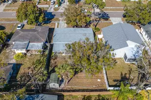 218 80th Ave N, Saint Petersburg, FL 33702 - Photo 4