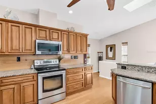 1907 Gulf Beach Blvd, Tarpon Springs, FL 34689 - Photo 10