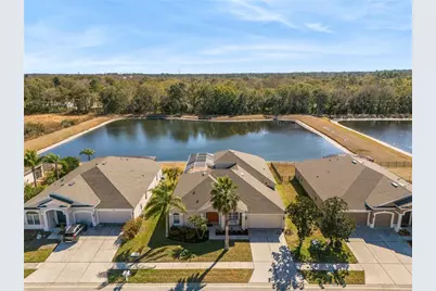 30404 Colthurst Street, Wesley Chapel, FL 33545 - Photo 2