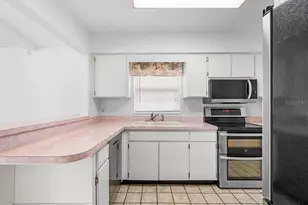 7506 Armand Cir, Tampa, FL 33634 - Photo 14