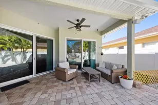 8169 Wild Oaks Cir, Largo, FL 33773 - Photo 30