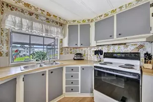 129 E St Lucia Loop, Apollo Beach, FL 33572 - Photo 48