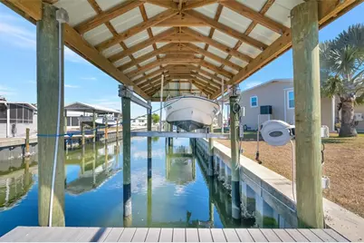 129 E Saint Lucia Loop, Apollo Beach, FL 33572 - Photo 4