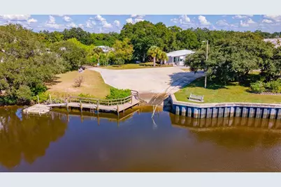 129 E Saint Lucia Loop, Apollo Beach, FL 33572 - Photo 64