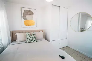 1361 29th St S, Saint Petersburg, FL 33712 - Photo 14