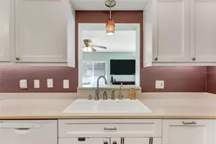 3067 Kapok Kove Dr, Clearwater, FL 33759 - Photo 16