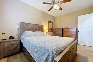 4042 Arkansas Ave NE, Saint Petersburg, FL 33703 - Photo 20