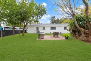 2902 E Crawford St, Tampa, FL 33610 - Photo 16