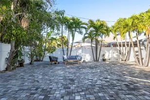 2710 Hibiscus Dr W, Belleair Beach, FL 33786 - Photo 42