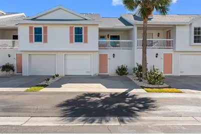 193 Sun Isle Circle, Treasure Island, FL 33706 - Photo 2