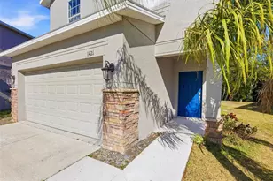 1421 Tahoe Springs Ct, Ruskin, FL 33570 - Photo 6