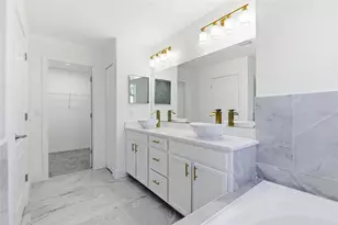 1421 Tahoe Springs Ct, Ruskin, FL 33570 - Photo 38