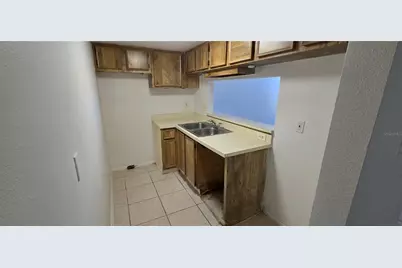 7017 Waterside Drive #1, Tampa, FL 33617 - Photo 4