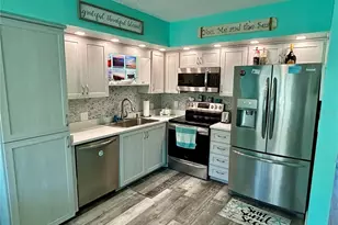 2296 Monaco Ln, Clearwater, FL 33763 - Photo 10