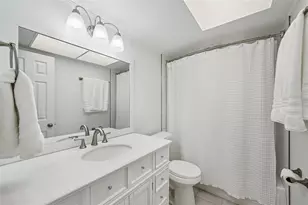 3843 Shore Acres Blvd NE, Saint Petersburg, FL 33703 - Photo 28